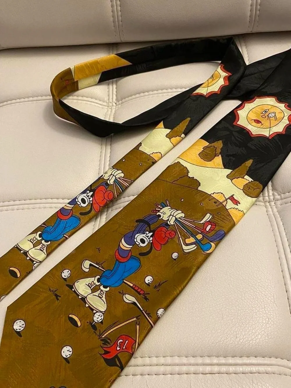 Mickey Unlimited Disney Goofy Golfing Tie ⛳️